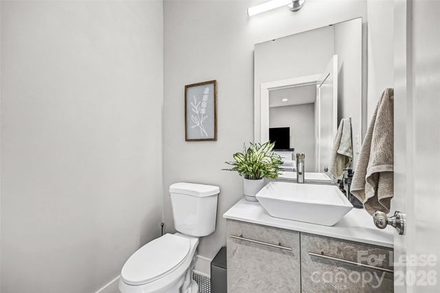 840 E 18th Street F, Charlotte, NC 28205