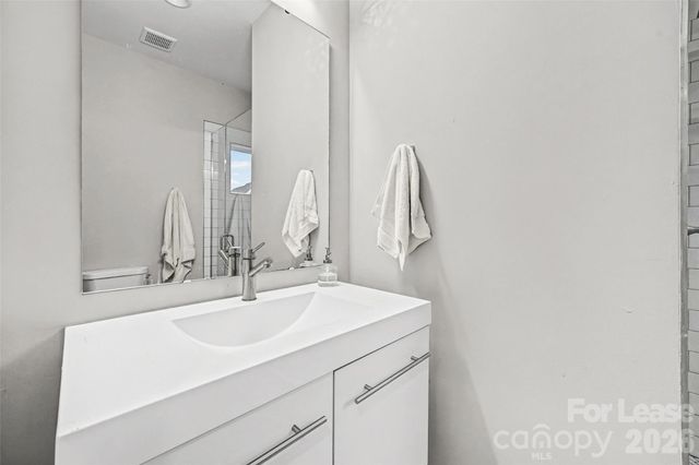 840 E 18th Street F, Charlotte, NC 28205