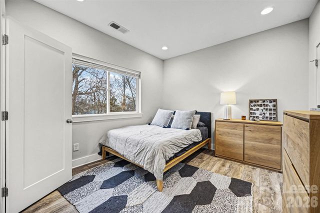 840 E 18th Street F, Charlotte, NC 28205