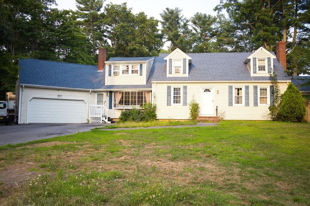 1086 Burt Street, Taunton, MA 02780