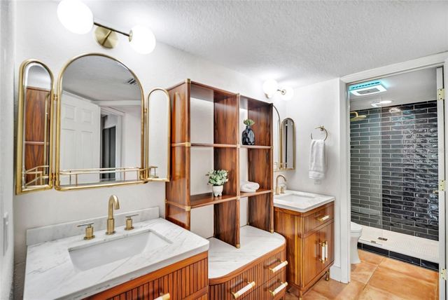 910 PINELLAS BAYWAY S 107, Tierra Verde, FL 33715