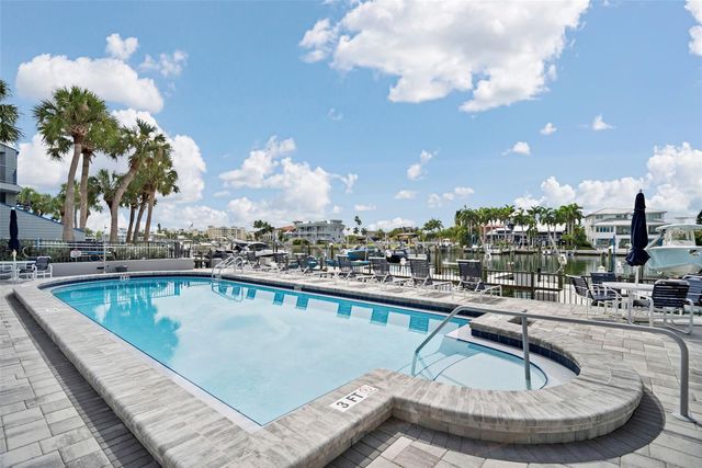 910 PINELLAS BAYWAY S 107, Tierra Verde, FL 33715