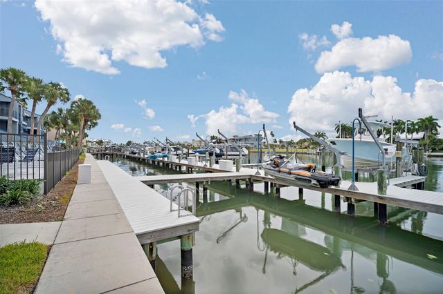 910 PINELLAS BAYWAY S 107, Tierra Verde, FL 33715