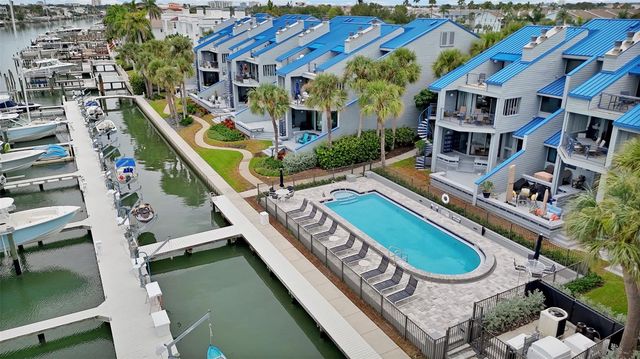 910 PINELLAS BAYWAY S 107, Tierra Verde, FL 33715