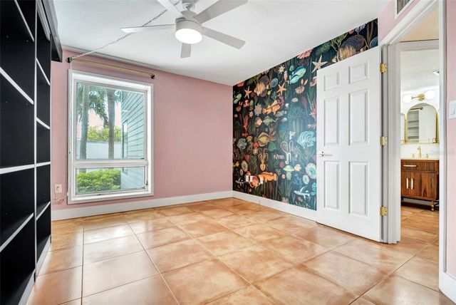 910 PINELLAS BAYWAY S 107, Tierra Verde, FL 33715