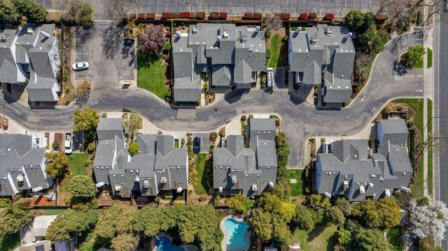 7534 N Millbrook Avenue, Fresno, CA 93720
