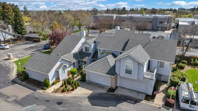 7534 N Millbrook Avenue, Fresno, CA 93720