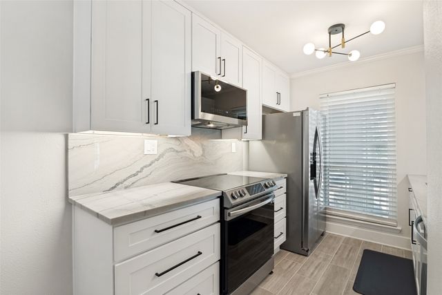 5981 Arapaho Road 802, Dallas, TX 75248