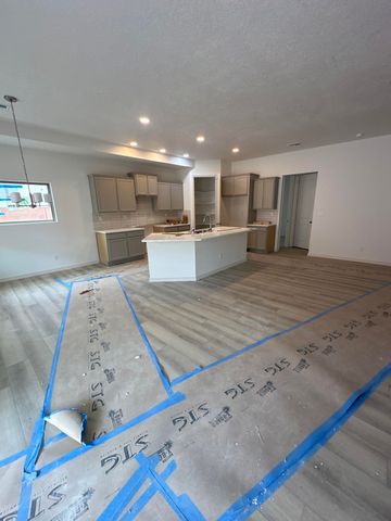 1649 Valle De Colores Street NW, Los Lunas, NM 87031