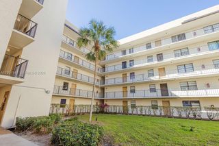 6193 Rock Island Road 119, Tamarac, FL 33319