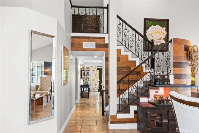 25010 Foxtail Court, Stevenson Ranch, CA 91381