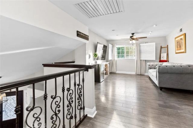 25010 Foxtail Court, Stevenson Ranch, CA 91381