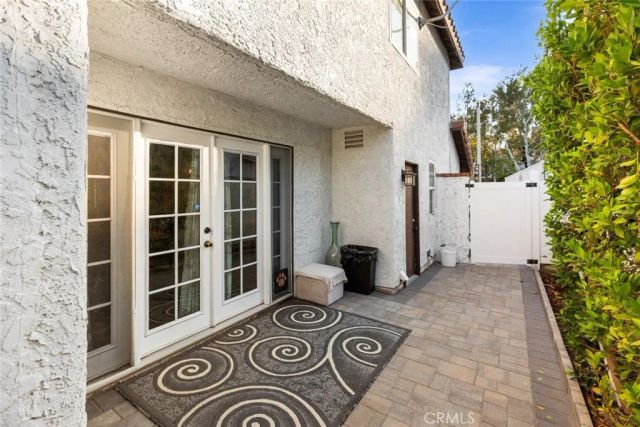 25010 Foxtail Court, Stevenson Ranch, CA 91381