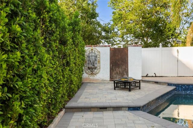 25010 Foxtail Court, Stevenson Ranch, CA 91381