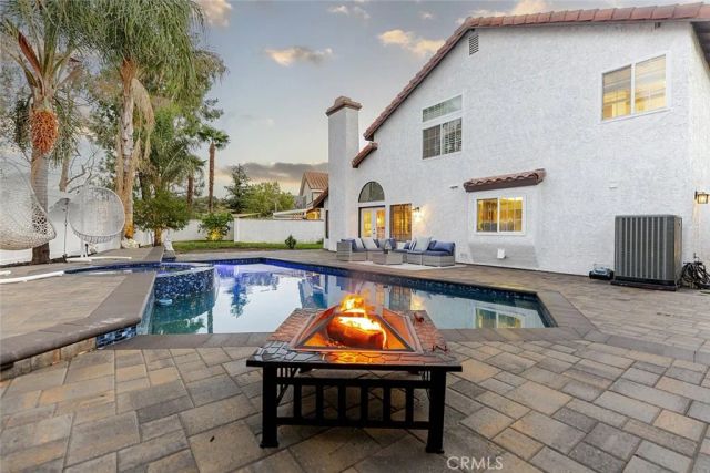 25010 Foxtail Court, Stevenson Ranch, CA 91381