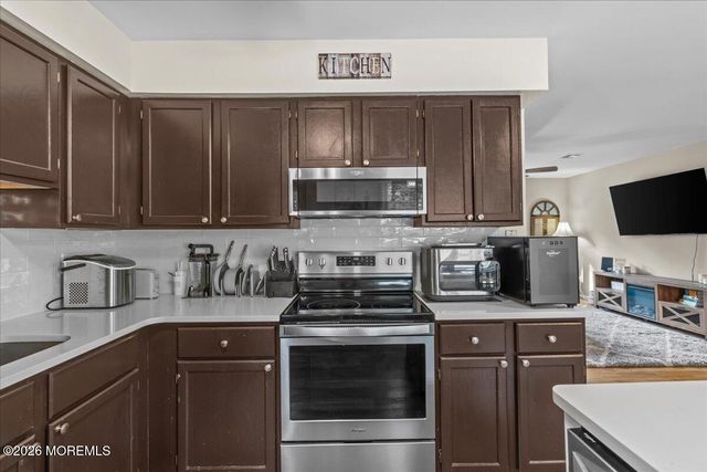 508 Riverside Avenue, Toms River, NJ 08757