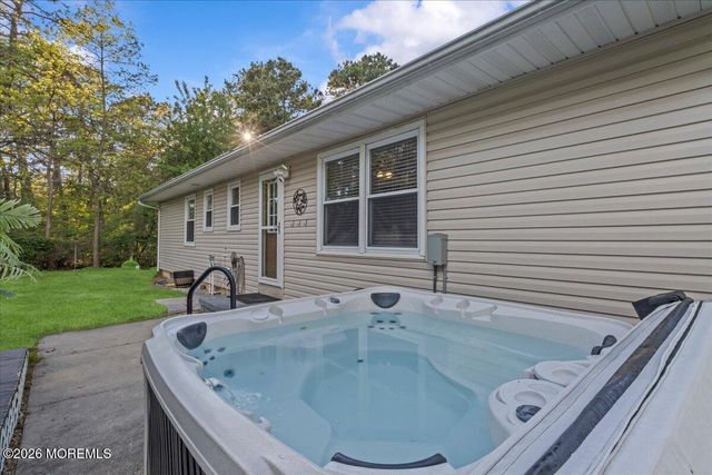 508 Riverside Avenue, Toms River, NJ 08757