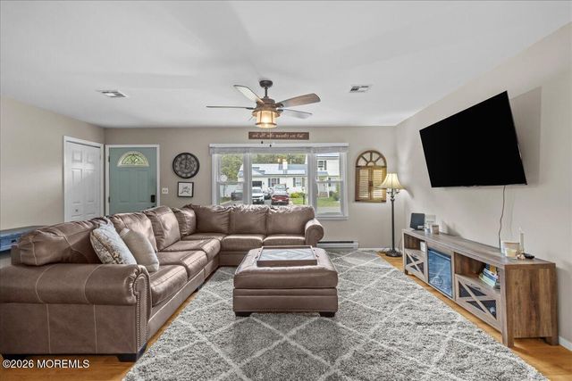 508 Riverside Avenue, Toms River, NJ 08757