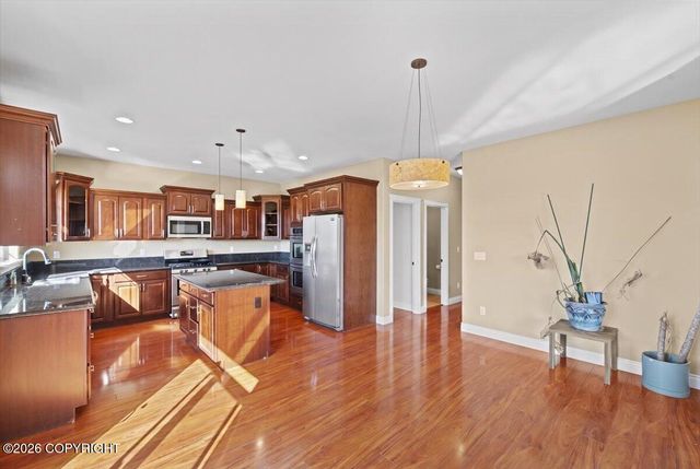 2798 S Barnyard Circle, Wasilla, AK 99654