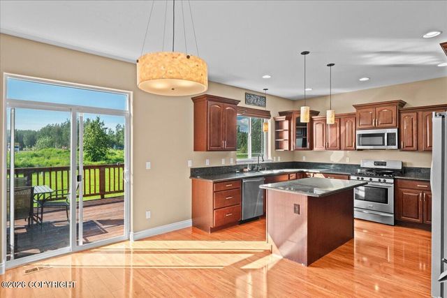 2798 S Barnyard Circle, Wasilla, AK 99654