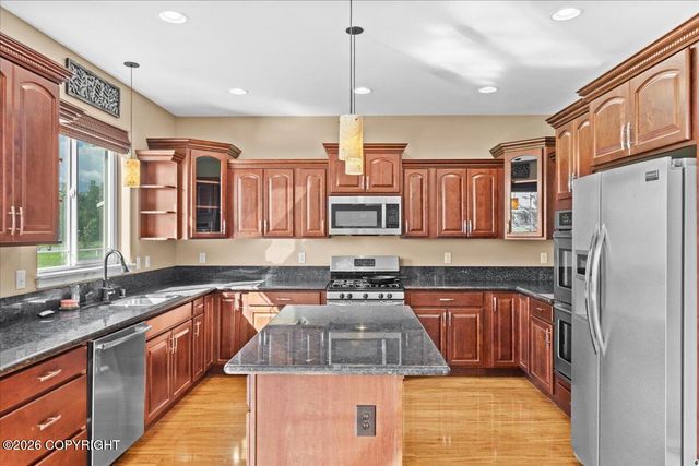 2798 S Barnyard Circle, Wasilla, AK 99654