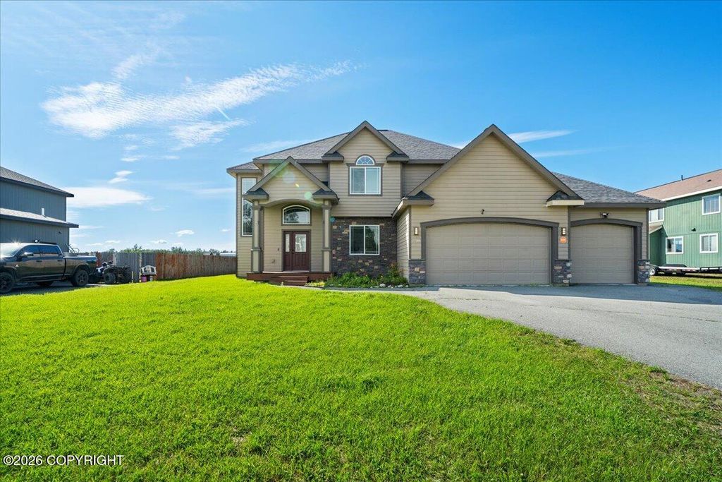 2798 S Barnyard Circle, Wasilla, AK 99654