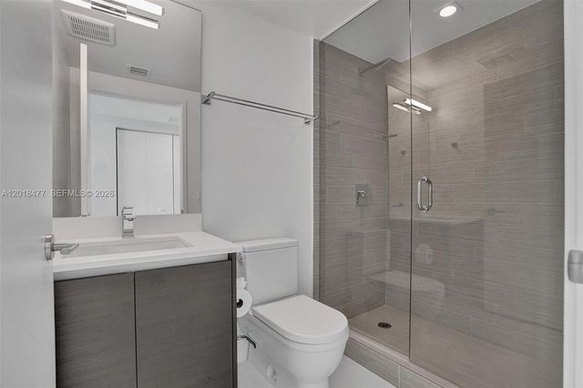 330 Sunny Isles Blvd 5-2207, Sunny Isles Beach, FL 33160