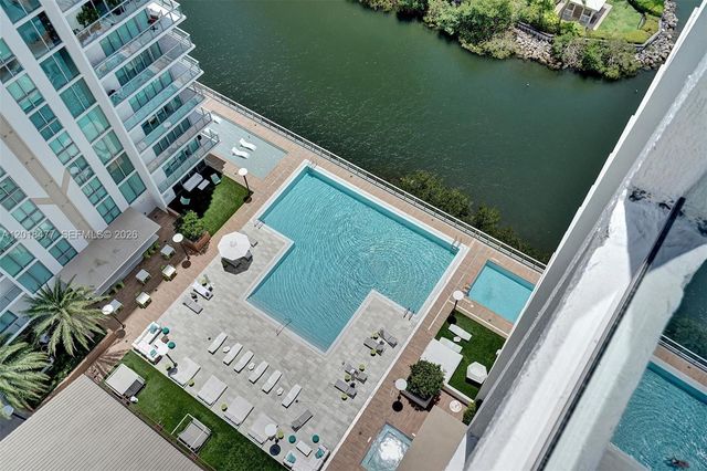 330 Sunny Isles Blvd 5-2207, Sunny Isles Beach, FL 33160