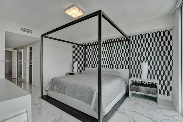 330 Sunny Isles Blvd 5-2207, Sunny Isles Beach, FL 33160