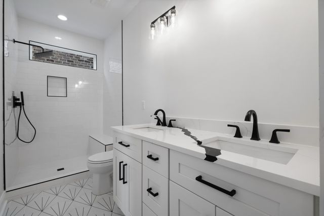 2310 18th Ave, N, Nashville, TN 37208