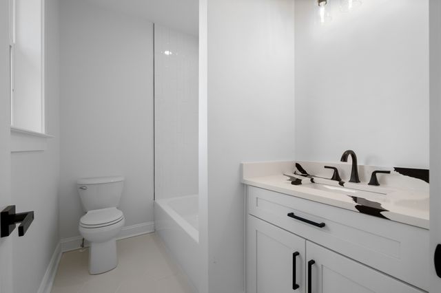 2310 18th Ave, N, Nashville, TN 37208