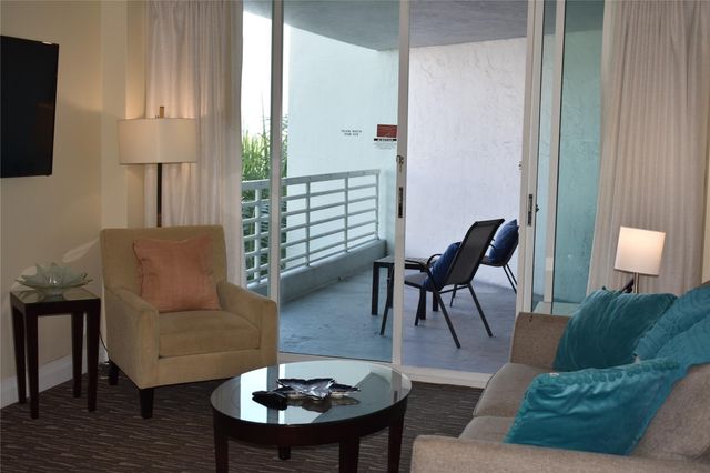 2670 E Sunrise Boulevard 723, Fort Lauderdale, FL 33304