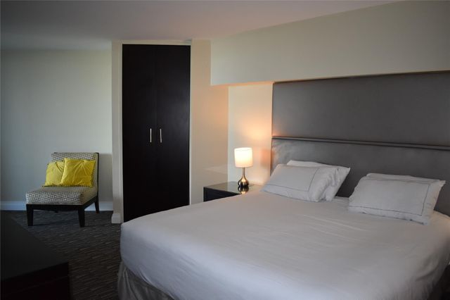 2670 E Sunrise Boulevard 723, Fort Lauderdale, FL 33304