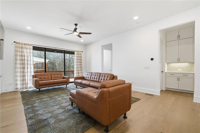 2042 Juliette Avenue, Alpharetta, GA 30009