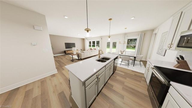 9211 Stoney River Lane, Kernersville, NC 27284