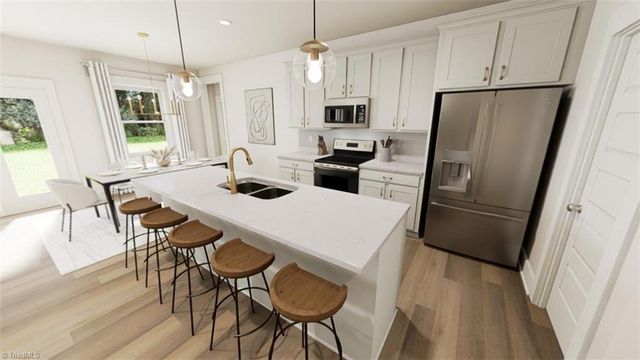 9211 Stoney River Lane, Kernersville, NC 27284