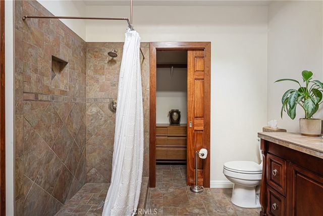 1820 Old Waterman Canyon, San Bernardino, CA 92404