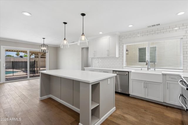 5401 E BECK Lane, Scottsdale, AZ 85254