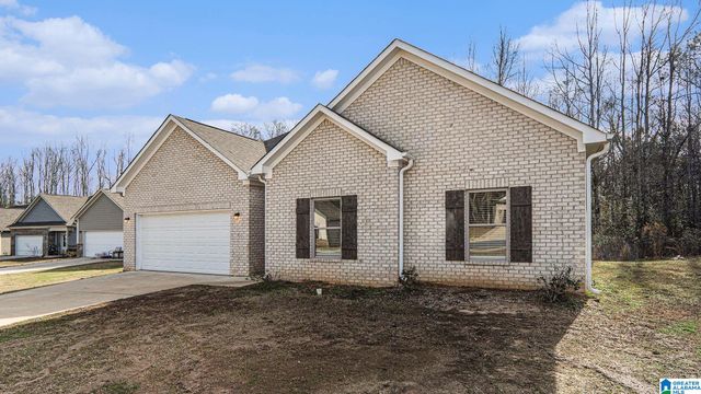 210 AVALON WAY, Clanton, AL 35045