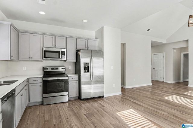 210 AVALON WAY, Clanton, AL 35045