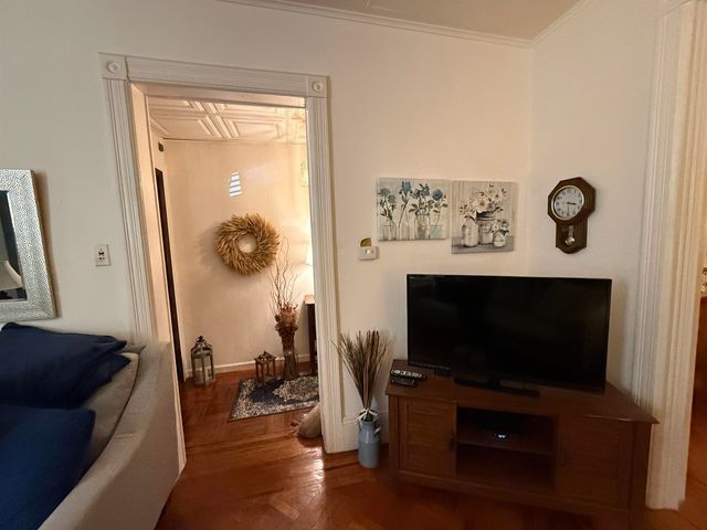 22 BARTHOLDI AVE, Jc, Greenville, NJ 07305