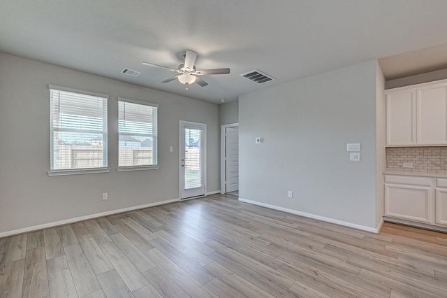 17613 Rosette Grass Drive, Conroe, TX 77385