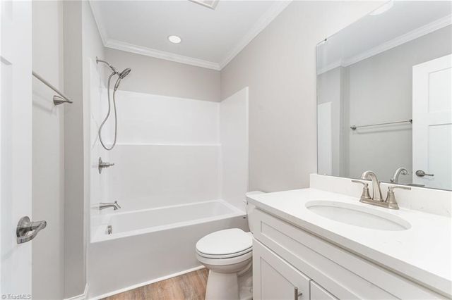 129 Lake Street, Elkin, NC 28621