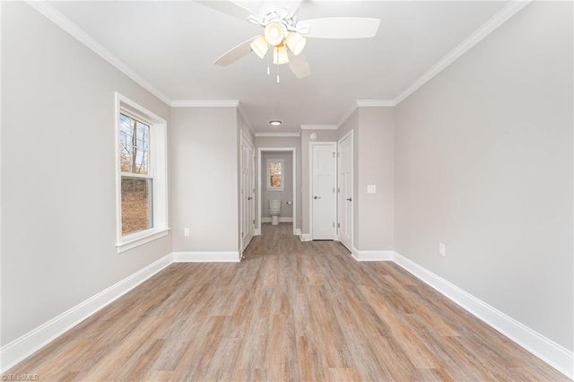 129 Lake Street, Elkin, NC 28621