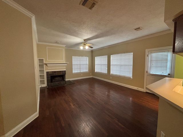 1234 Indian Autumn Trace, Houston, TX 77062