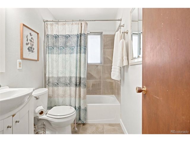 8402 Chase St, Arvada, CO 80003