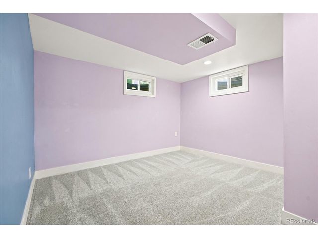 8402 Chase St, Arvada, CO 80003