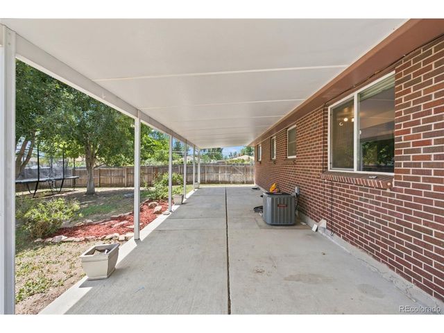 8402 Chase St, Arvada, CO 80003