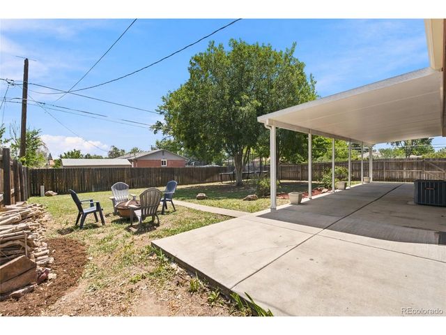 8402 Chase St, Arvada, CO 80003