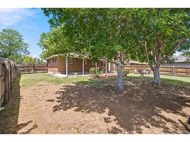 8402 Chase St, Arvada, CO 80003